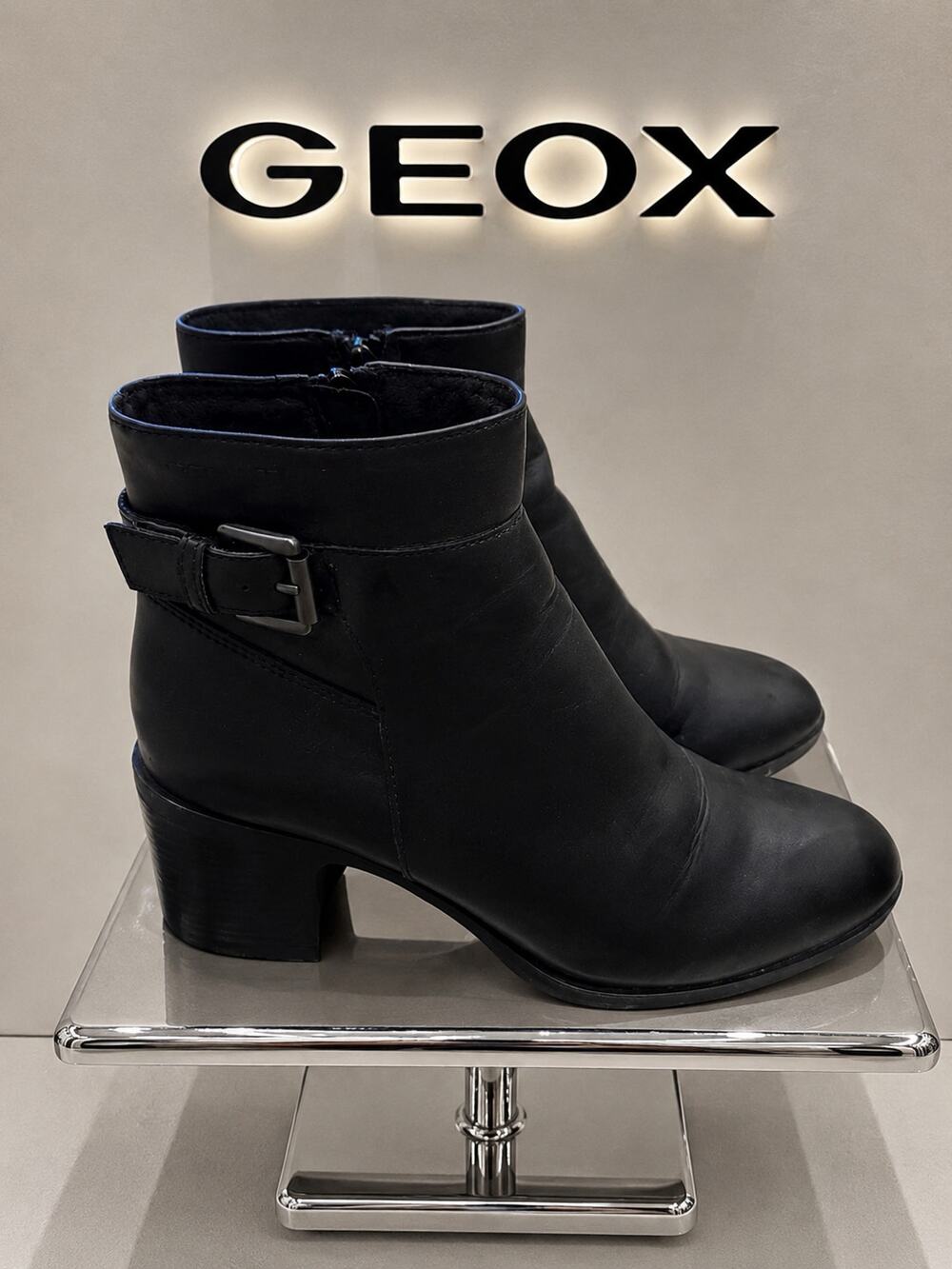 Geox Black Leather Buckle Side Zip Block Heel Ankle Boots EU 38 US 8